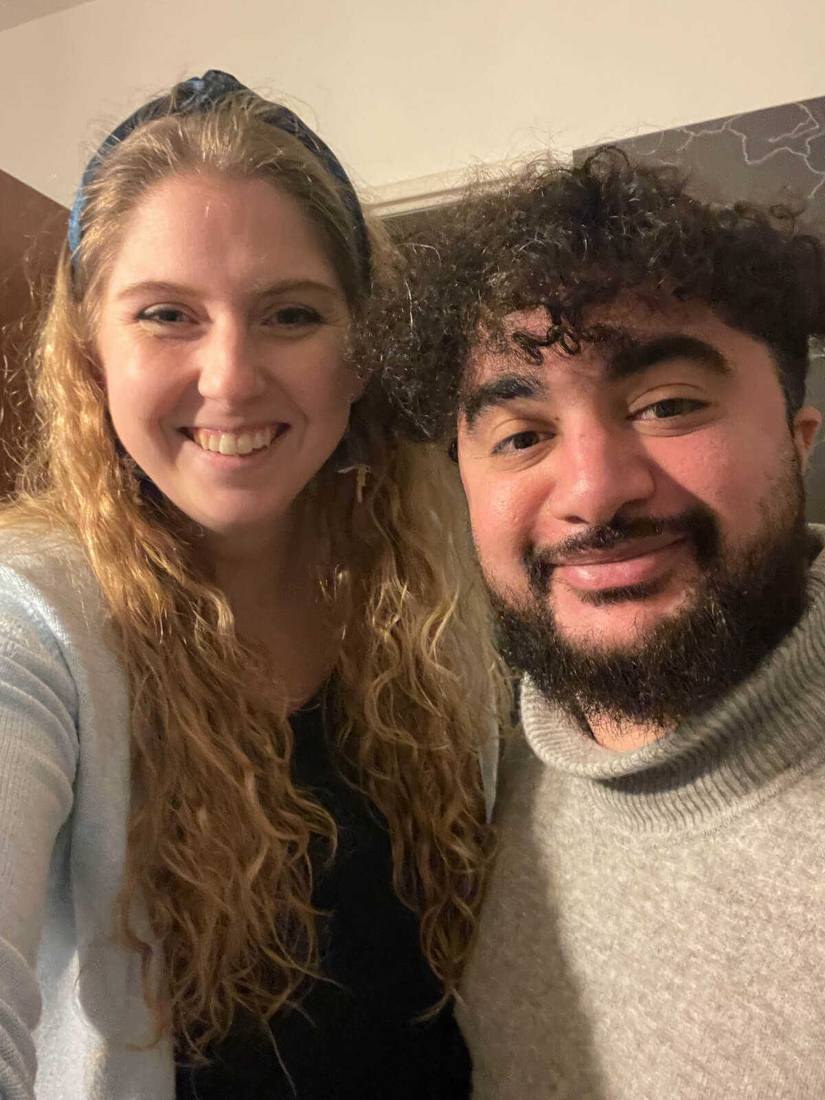 Selfi von Cira und Anna-Lena beim Podcast Reflexion und Reaktion