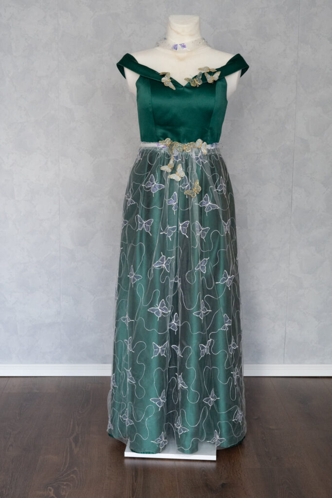 Stachellyart Fundus Ballkleid