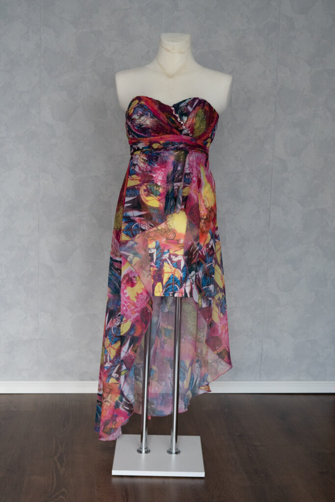 Stachellyart Fundus Ballkleid