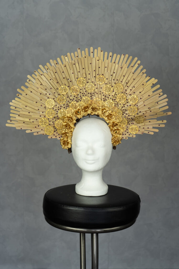 Stachellyart Fundus Kopfschmuck