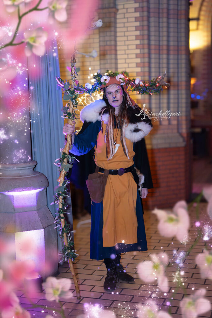 Stachellyart auf dem Elvenlight Ball - Reh Painting