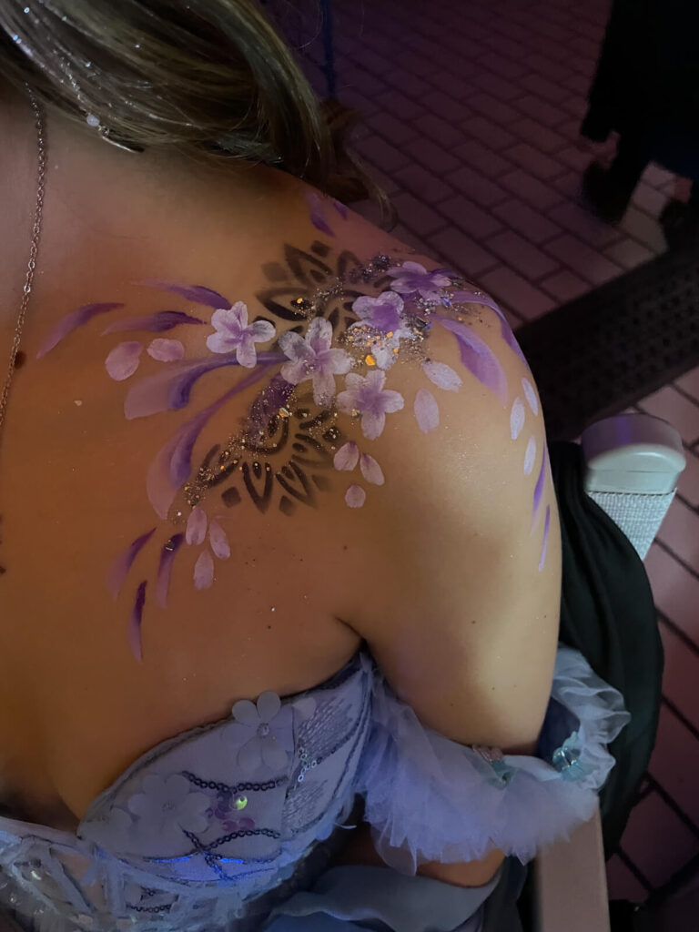 Stachellyart auf dem Elvenlight Ball