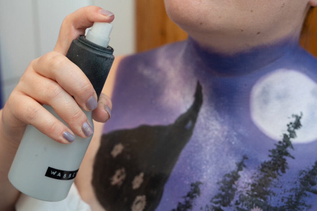Bodypainting abschminken